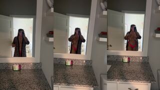 Tati Evans Naked Tits in Mirror