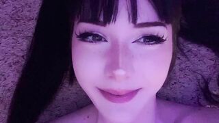 Emiigotchi hot selfie