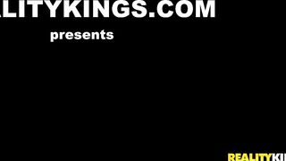 Julie Cash - thejuliecash