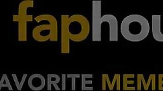 Tru Kait Pool Orgy With XoHannaJoy