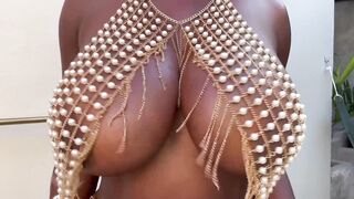 Ellie The Empress Massive Naked TIts Onlyfans