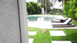 courtney taylor bikini blowjob