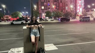 Nicole Niagara Blindfolded ENF can't stop her pussy from cumming while strangers walk