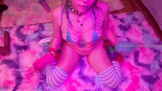 Ditzymaru rough deepthroat