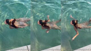 Anna Malygon | maligoshik nude swimming pool