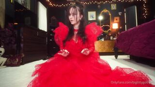 Bigtittygothegg Leah riding