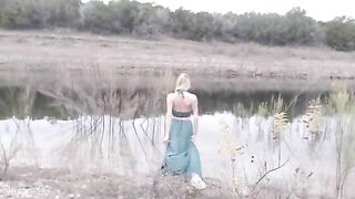 MySkylarraye - Native Nature Elf Masturbates Outdoors