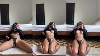 Natalie Roush nude mirror selfie