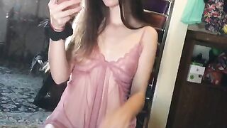 sadkitcat (Video 8)
