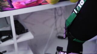 New Momokun - Killjoy upgrades her Turret