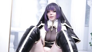 Momokun Lady Seraphine, your favorite Thicc Cleric