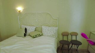 Pregnant Babe Masturbating