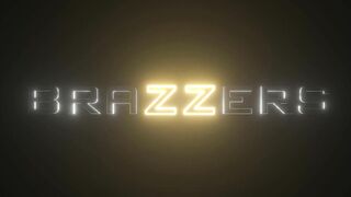 Anissa Kate, Girthmasterr - Backdoor Action In The Backyard