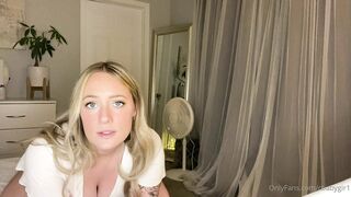 Miss Cassi ASMR