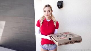Piper Presley Hot Delivery Pizza Chick Craving A Creampied Fuck
