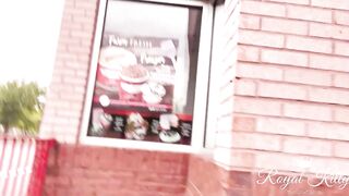 The-Royal-Kitty-public-shopping-center-flashing-squrting