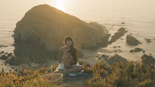 DaringKiara_Atmospheric Naked Sunset Meditation