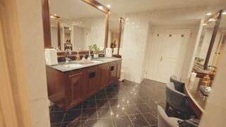 DaringKiara_Masturbating in Front of Strangers on Public Hotel Toilet