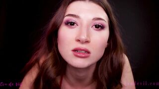 Eva De Vil - Severe Foot Addiction