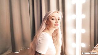 leah meow - helping out my camgirl gf