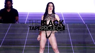 Shay @shaymariahhh on the catwalk