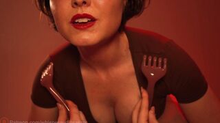WhisperAudios ASMR