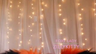 zillykitty -- foxy lady